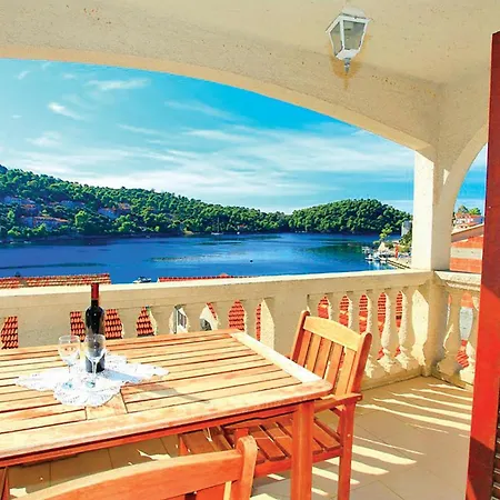 Apartment Amazing In Smokvica With House Sea View *